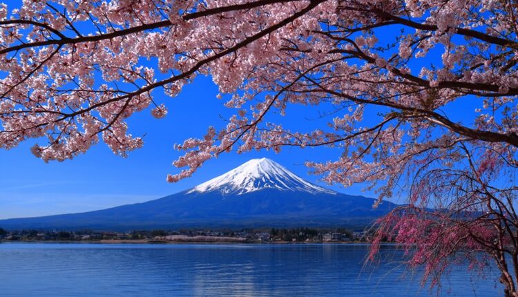 Le Mont Fuji (Japon) adopte une jauge de 4000 personnes et la réservation en ligne