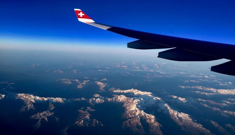 Suisse : l'espace aérien fortement perturbé par une panne et des orages