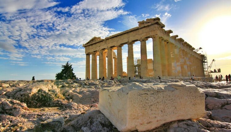 Canicule en Grèce : l'Acropole d'Athènes partiellement fermée aux visiteurs mercredi