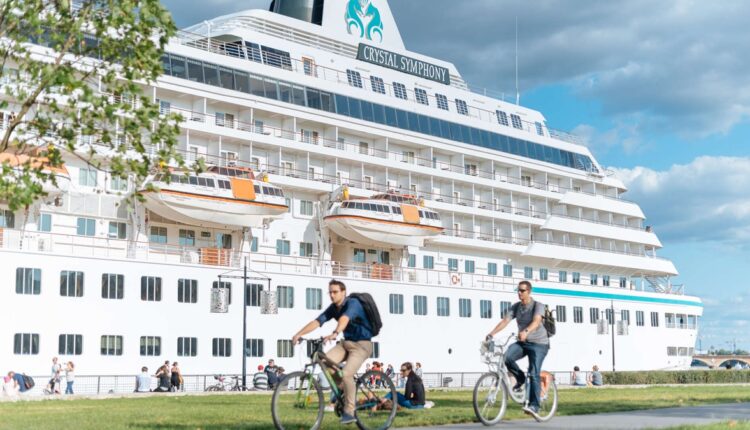 À Bordeaux, le déplacement des bateaux de croisière hors du centre-ville divise