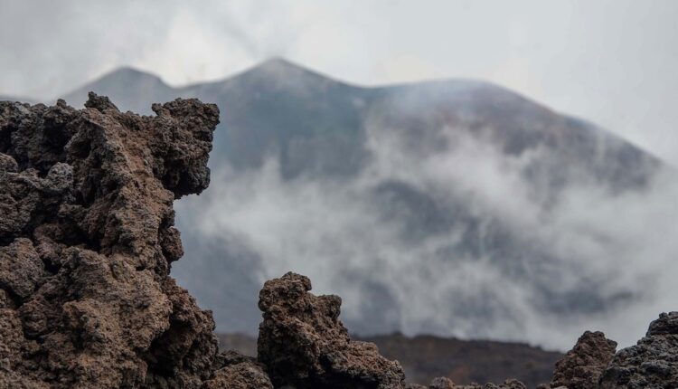 A Bali, des vols annulés à cause d’une éruption volcanique