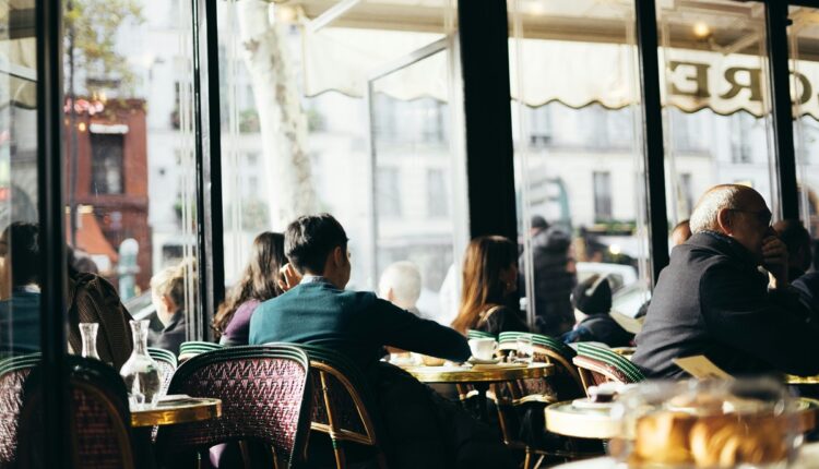 Les bistrots et cafés français bientôt inscrits à l'Unesco ?